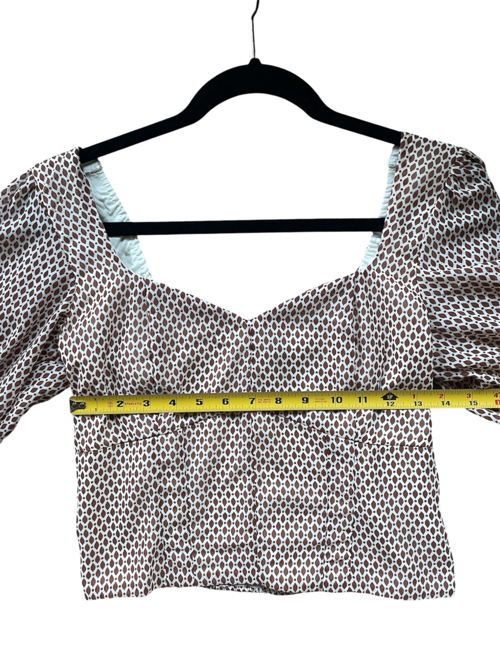Abercrombie Cropped Brown and White Printed Long Sleeve Blouse Small - Picture 3 of 5